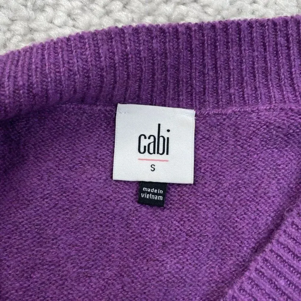 Cabi Luxury V-Neck Pullover Sweater Violet Purple